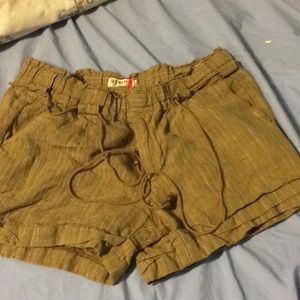 Extremely cute old navy brown shorts